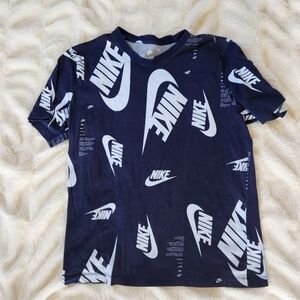Mens Nike size Large short sleeve blue shirt
